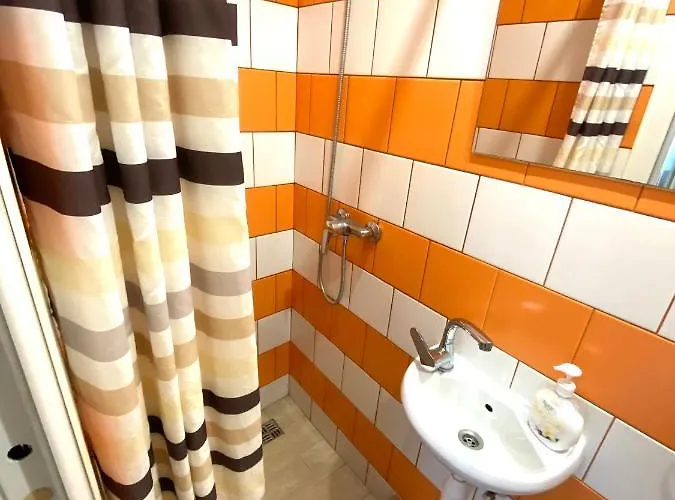 смарт з ремонтом в центрі біля клубу Malevich