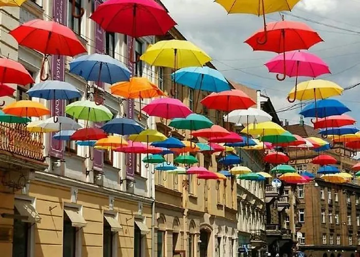 смарт з ремонтом в центрі біля клубу Malevich Apartamento